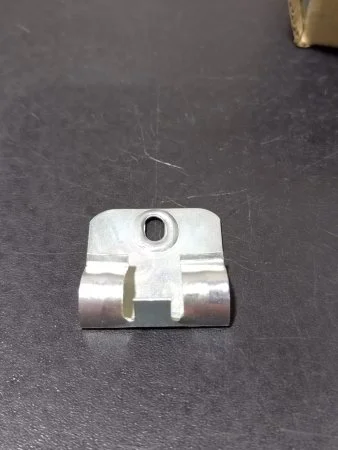 Клипсы к плинтусу MDF Bonkeel (50шт) в Самаре