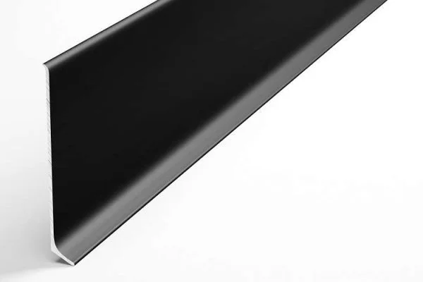 Алюминиевый плинтус Bonkeel ПЛ100 515л Черный (95,1х11,2х2500мм) в Самаре