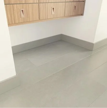 Плинтус NMC Wallstyl FD2S (110х15х2000 мм) в Самаре