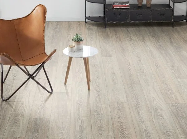 Ламинат Egger PRO 8/33 4V Дуб Бардолино серый EPL036 в Самаре