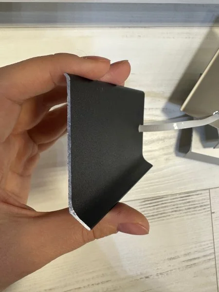 Алюминиевый плинтус Bonkeel ПЛ80 515л Черный (78,5х11,2х2500мм) в Самаре